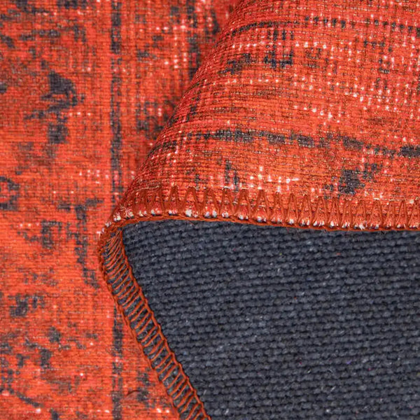 Bold Red Rug (3'7"x5'2")